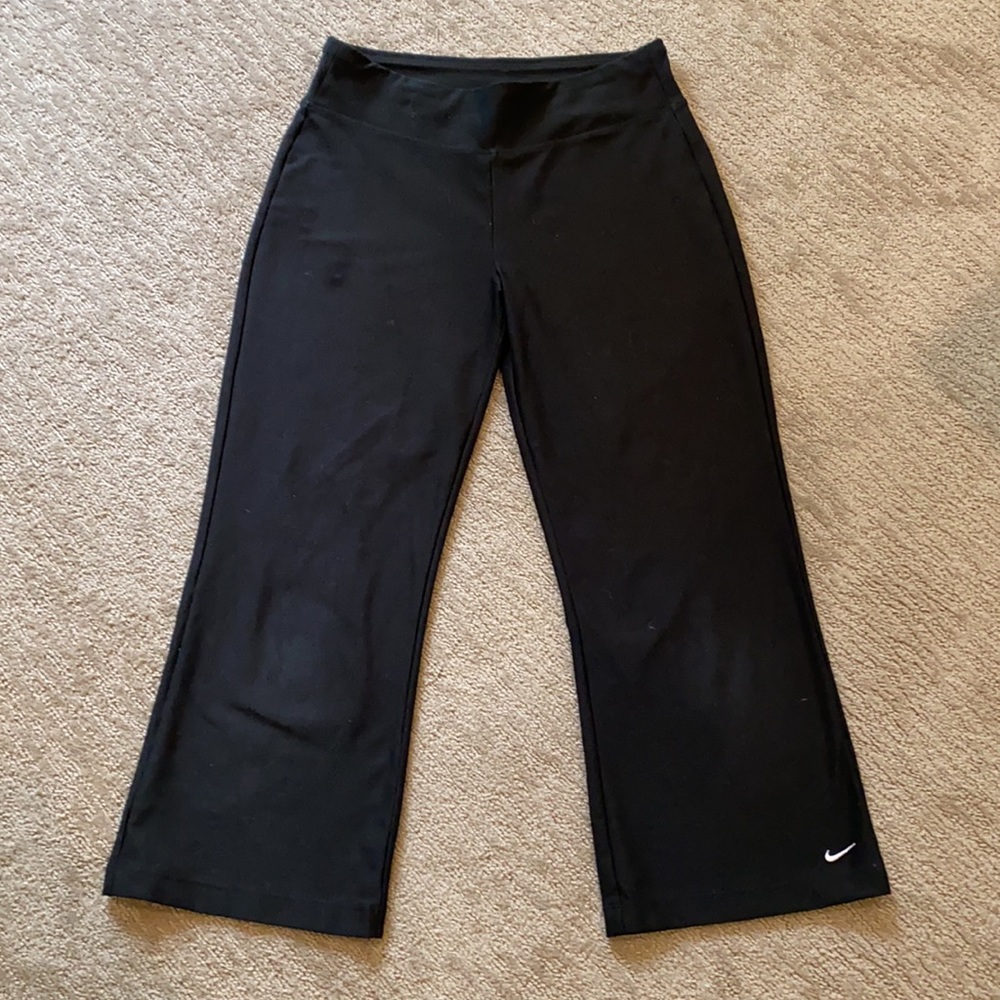 Nike DriFit Black Wide Leg Capri Workout Pants XS
